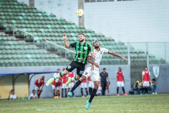 京媒:周琦愿加盟首钢 结果取决于两队谈判结果