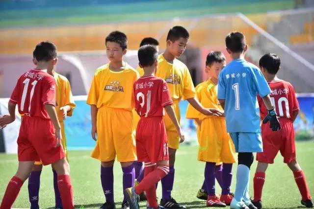 欧协-吉乌破门韦加建功 切尔西3-1阿斯塔纳